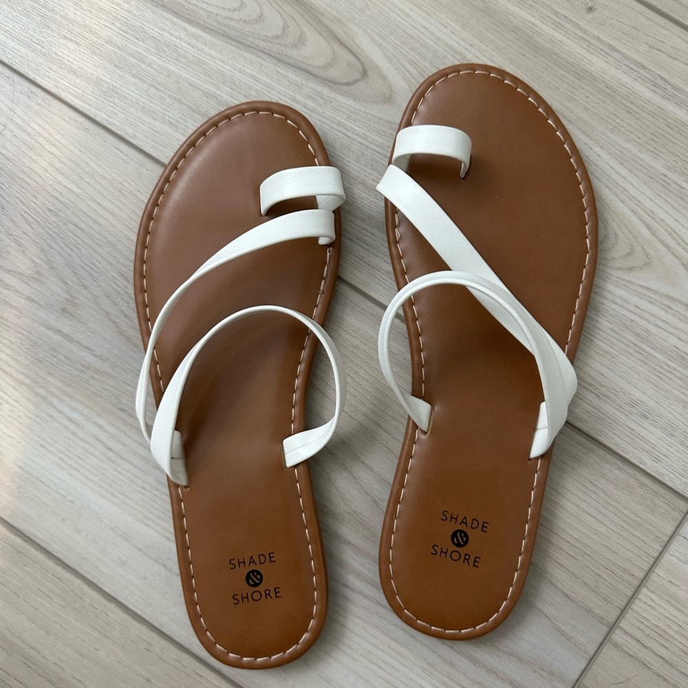 Shade & Shore White and Brown Sandals with Criss-Cross Straps